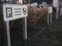 Nederlanders kopen ineens veel minder elektrische auto's