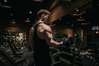 Anderhalf uur krachttraining per week is precies genoeg